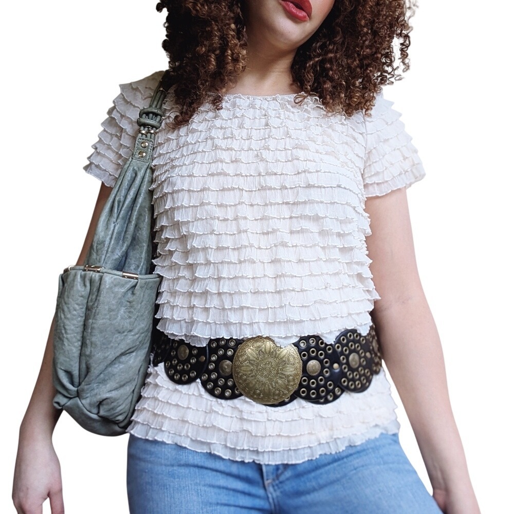 Cocomo Vintage Y2K Piratecore Fairy  Ruffle Off White Tee Shirt